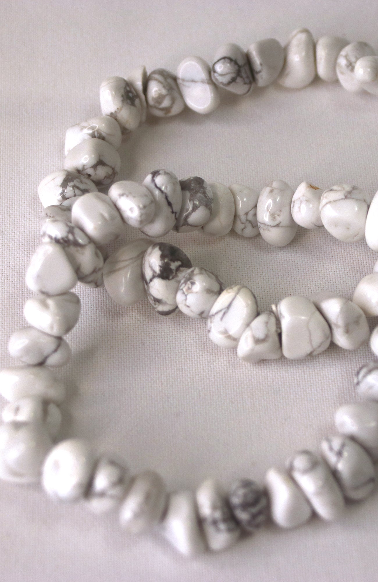 White Howlite 10-12mm Chunky Chip Bracelet for wrists up to 20cm
